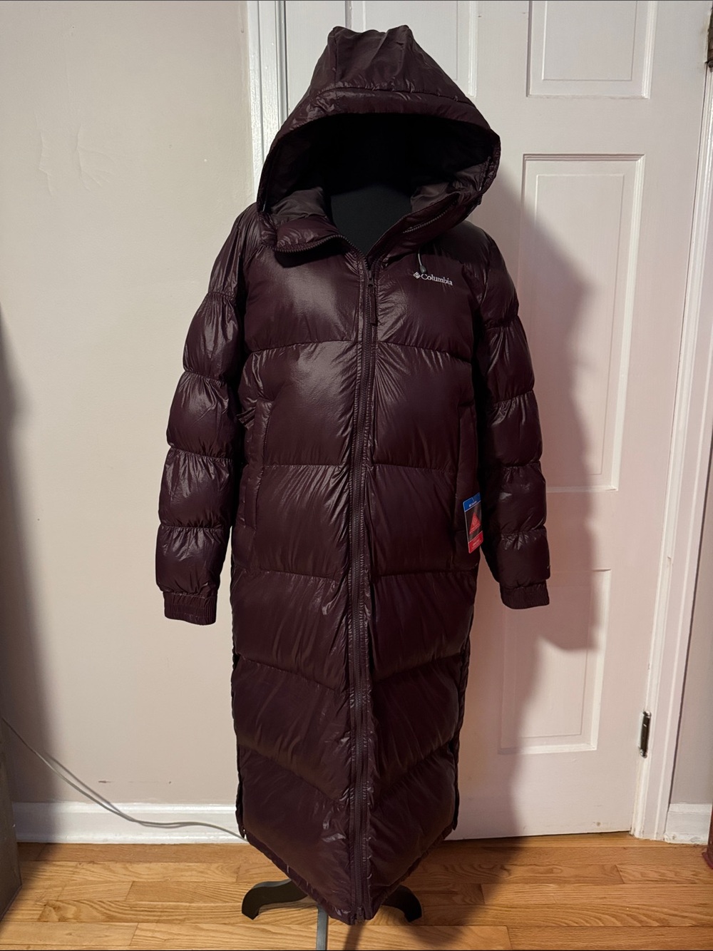 Columbia NWT Pine Lake Long Hooded Puffer Winter Coat Jacket Maroon Size Large